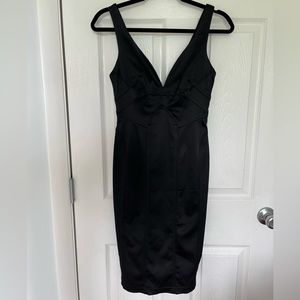 Preowned David Meister black satin little black dress
